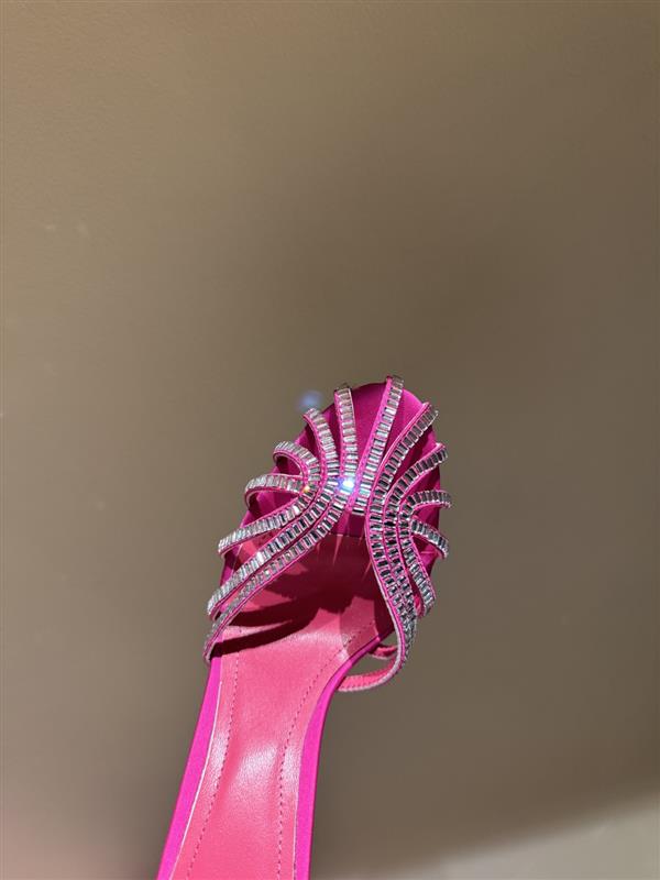 2025112810132533 300